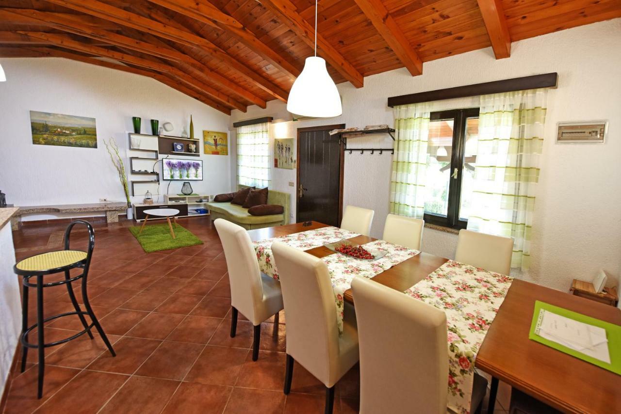 Holiday Home Sergo Porec Luaran gambar